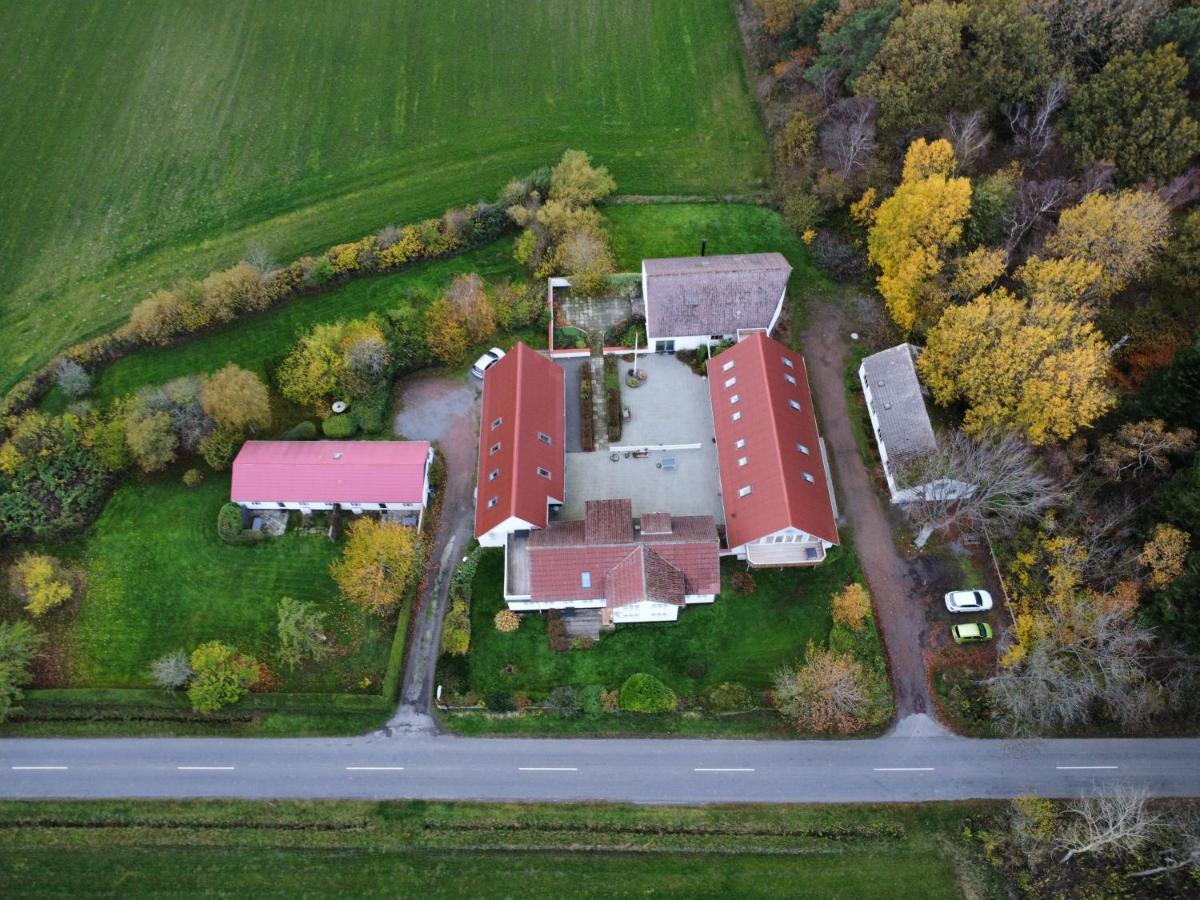 Feriestedet Skovly Klemensker Exterior photo