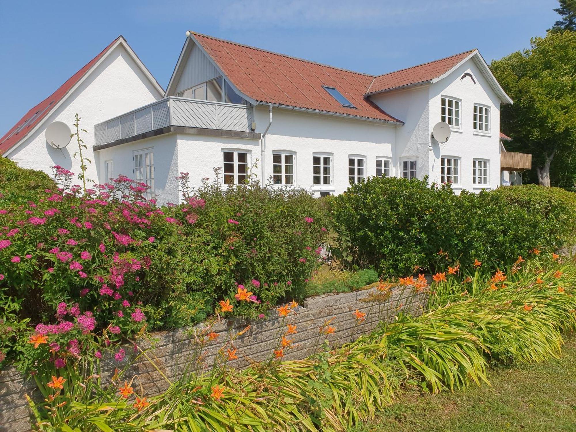 Feriestedet Skovly Klemensker Exterior photo